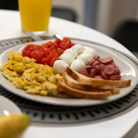 Guest house Plaza Downtown 4*